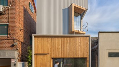 YounghanChung Architects designs small study in Seoul