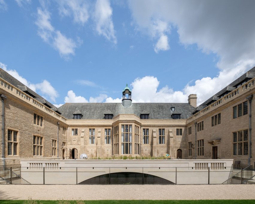 Stanton Williams renovates Rhodes Trust in Oxford