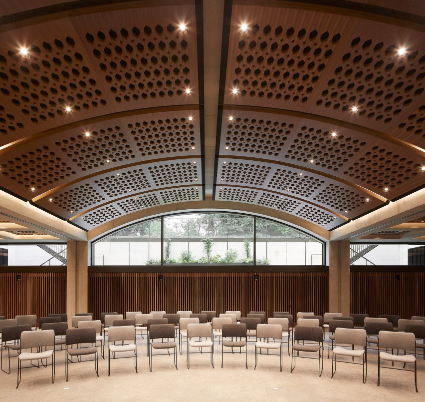 Stanton Williams renovates Rhodes Trust in Oxford