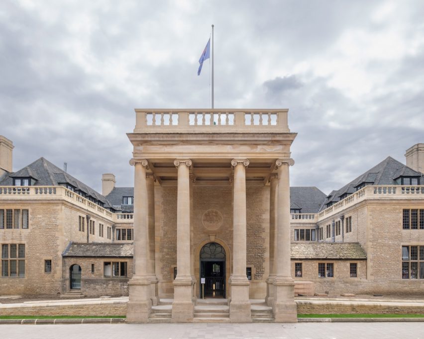 Stanton Williams renovates Rhodes Trust in Oxford