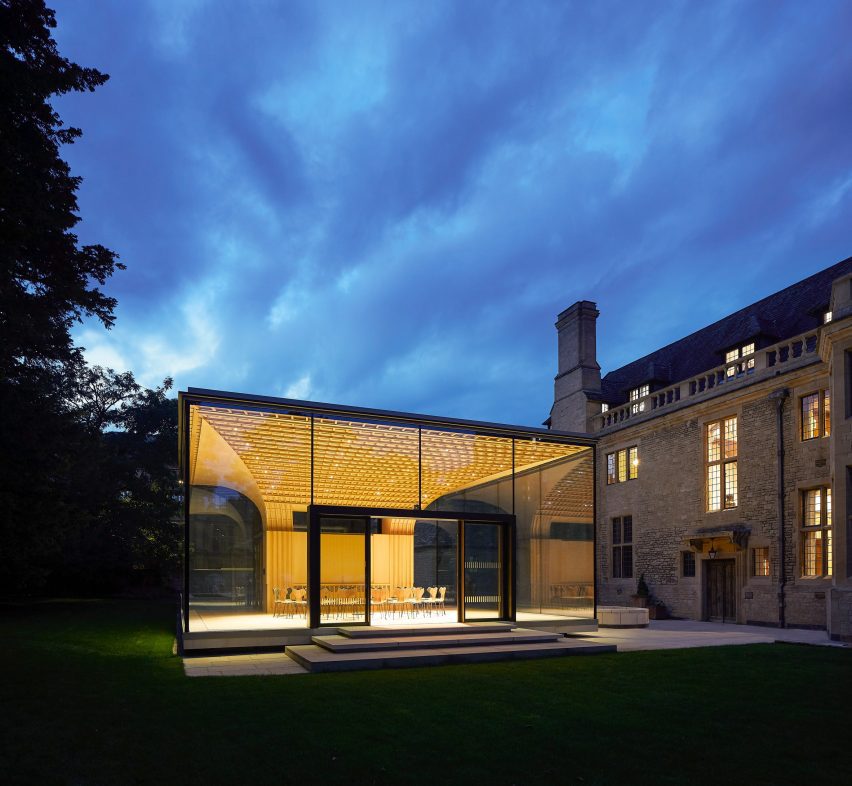 Stanton Williams renovates Rhodes Trust in Oxford