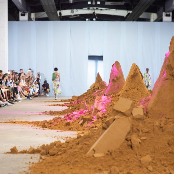 Sand installation by Spacon & X at Stine Goya Spring/Summer 2023 show Whisper Loud