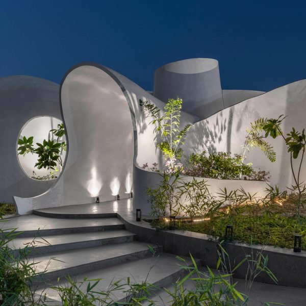Ferrocement workplace by The Grid Architects in India