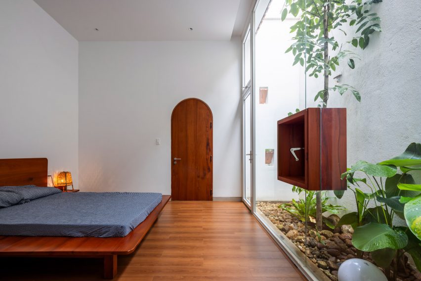 Bedroom with an outdoor courtyard
