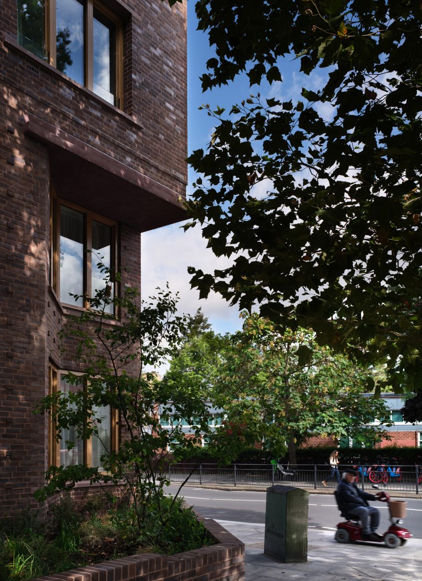 Appleby Blue housing by Witherford Watson Mann