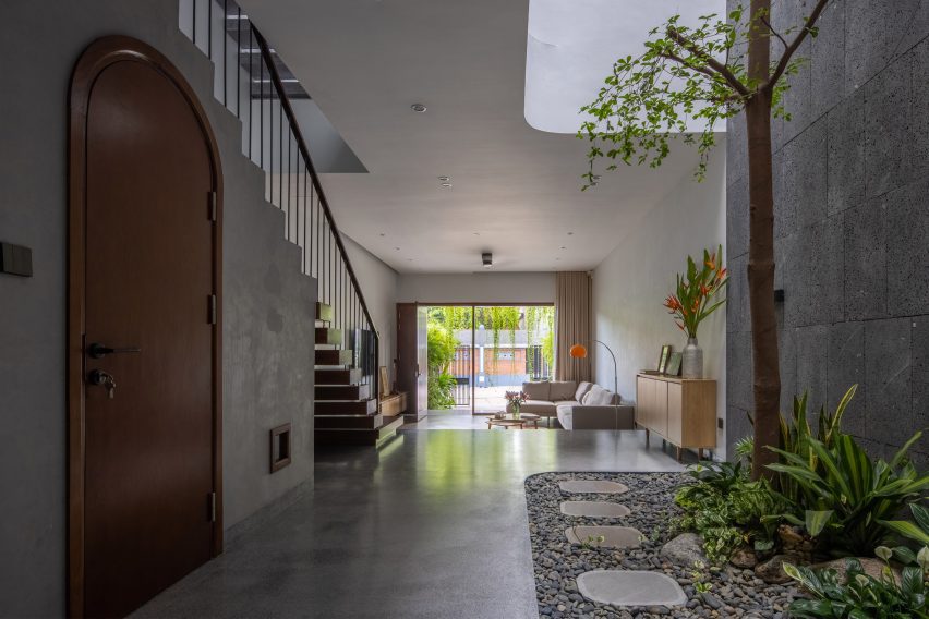 De Chill House in Vietnam by X11