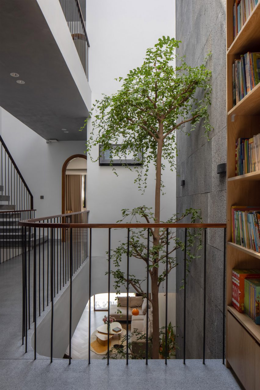 De Chill House in Vietnam by X11