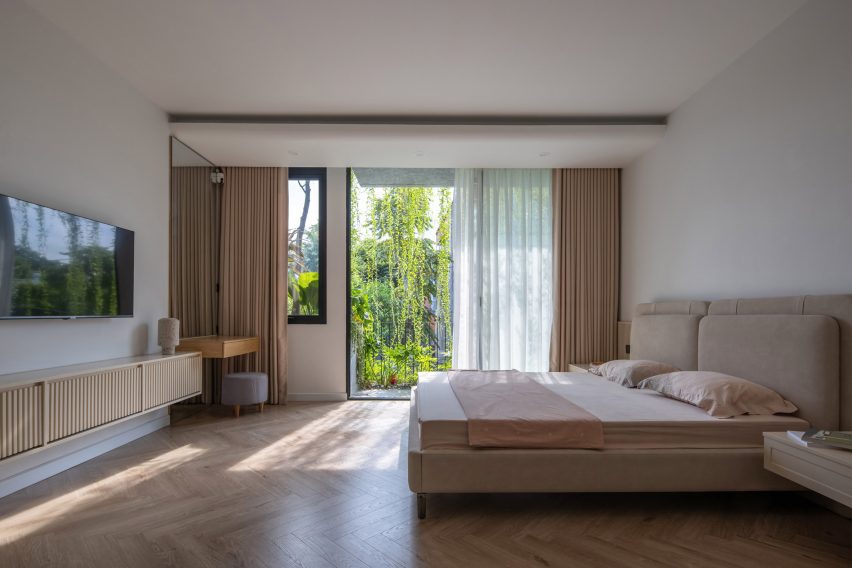 De Chill House in Vietnam by X11