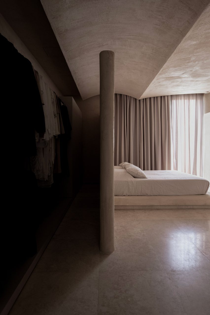 3DM Architecture designs minimalist home in Malta