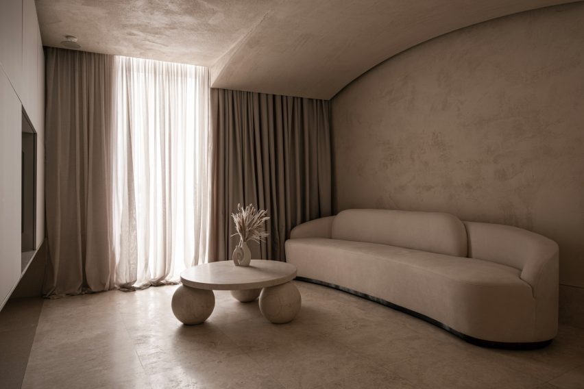 3DM Architecture designs minimalist home in Malta