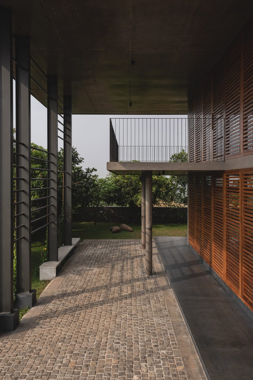 Home in Kerala, India by 3dor Concepts