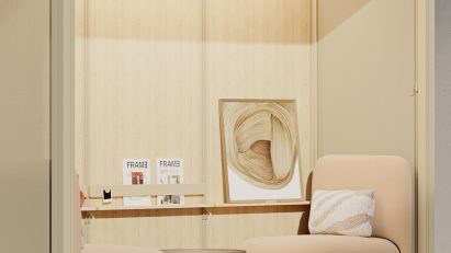 OmniRoom featuring peach-coloured seats