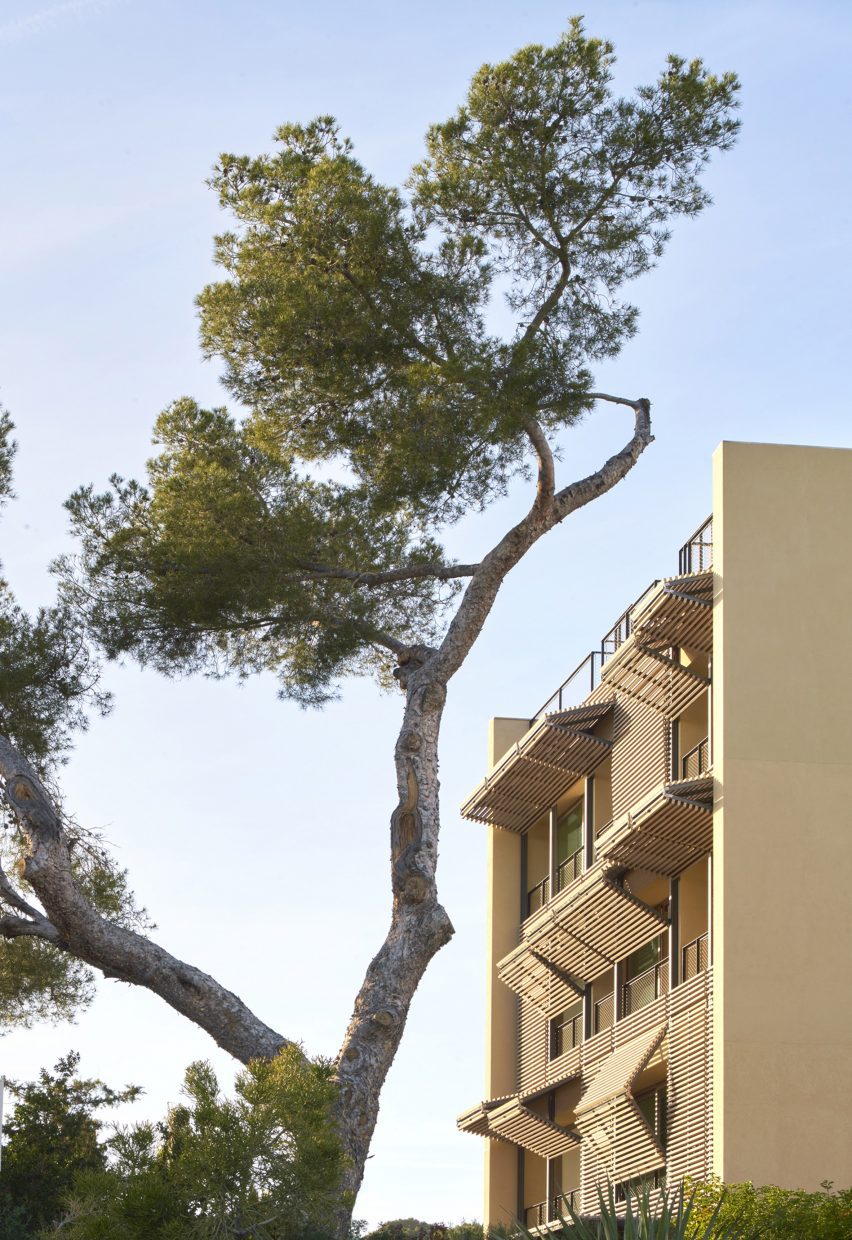 Duplex apartments in Palma de Mallorca by OHLAB