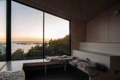 Cabin benches