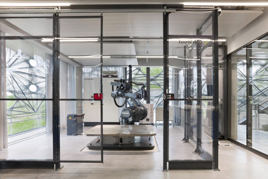 Workshop space at the Texoversum school of textiles at Reutlingen University of Applied Sciences