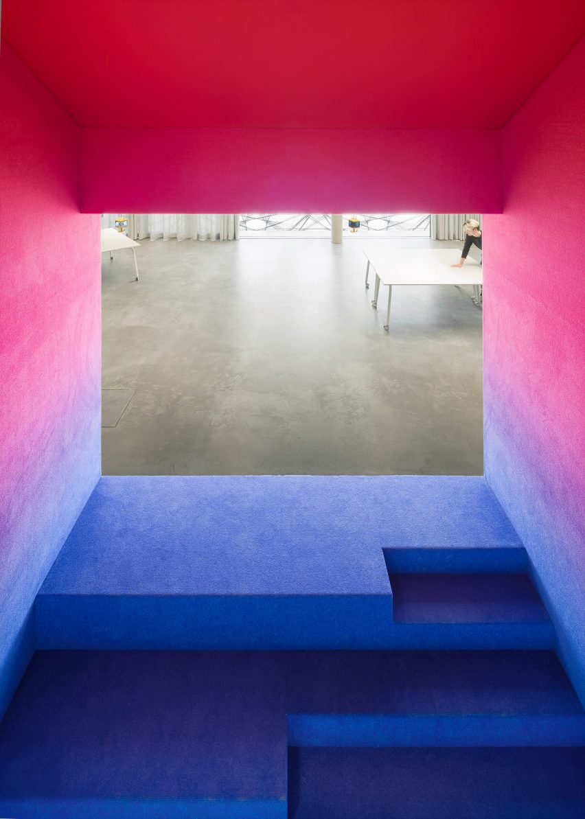 Collaboration space at Texoversum school of textiles by Allmannwappner and Menges Scheffler Architekten