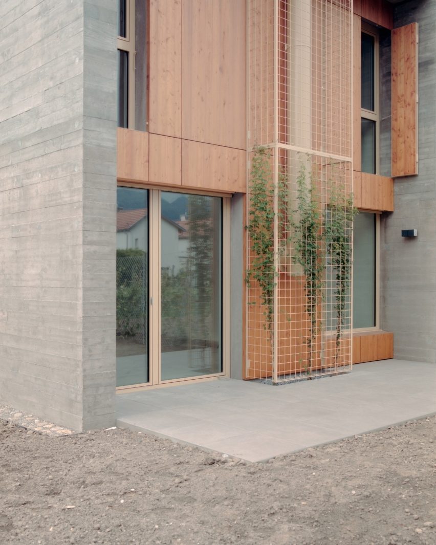 Concrete terrace houses in Switzerland by Atelier Rampazzi