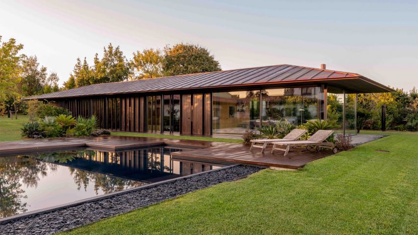Spanish pool house by Baldo Arquitectura in Cantabria