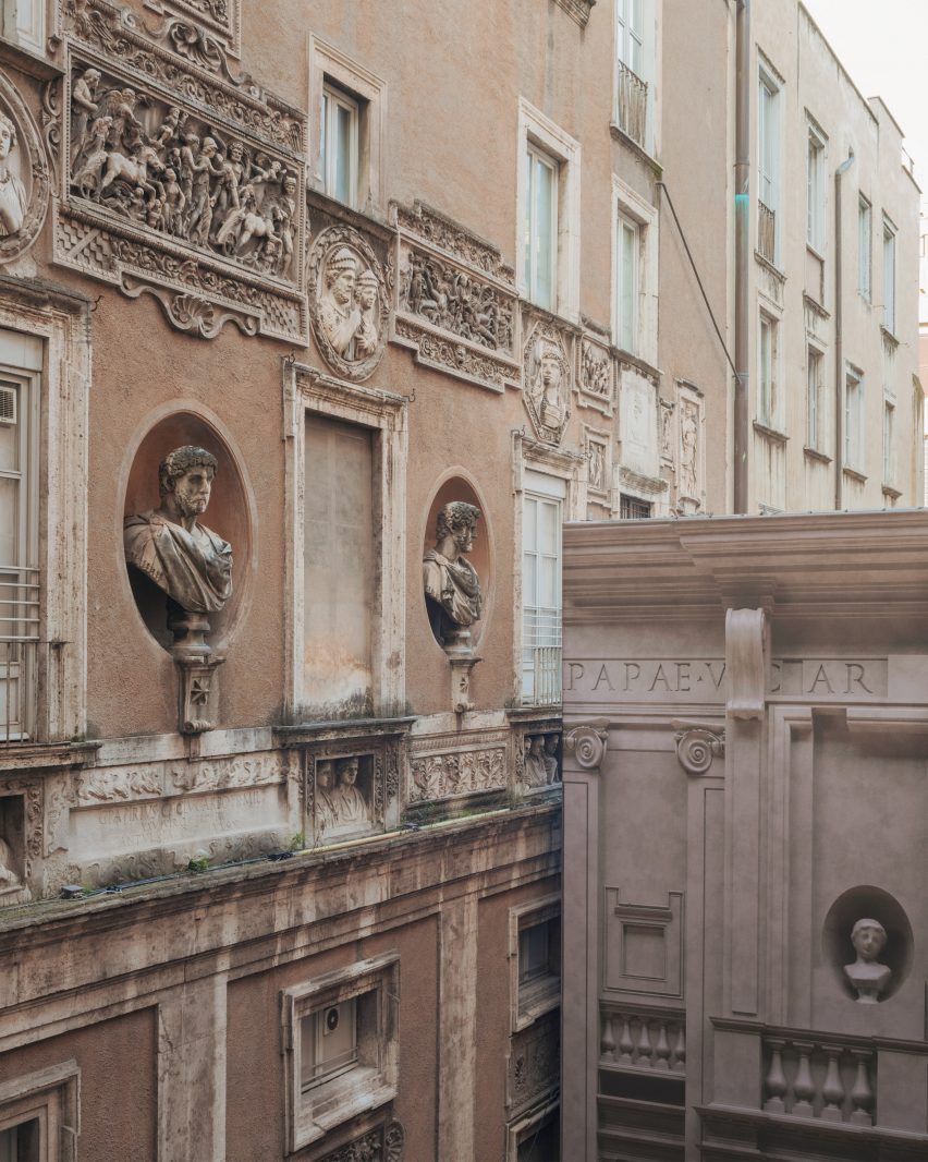 Construction site temporary facade in a palace courtyard by ROBOCOOP