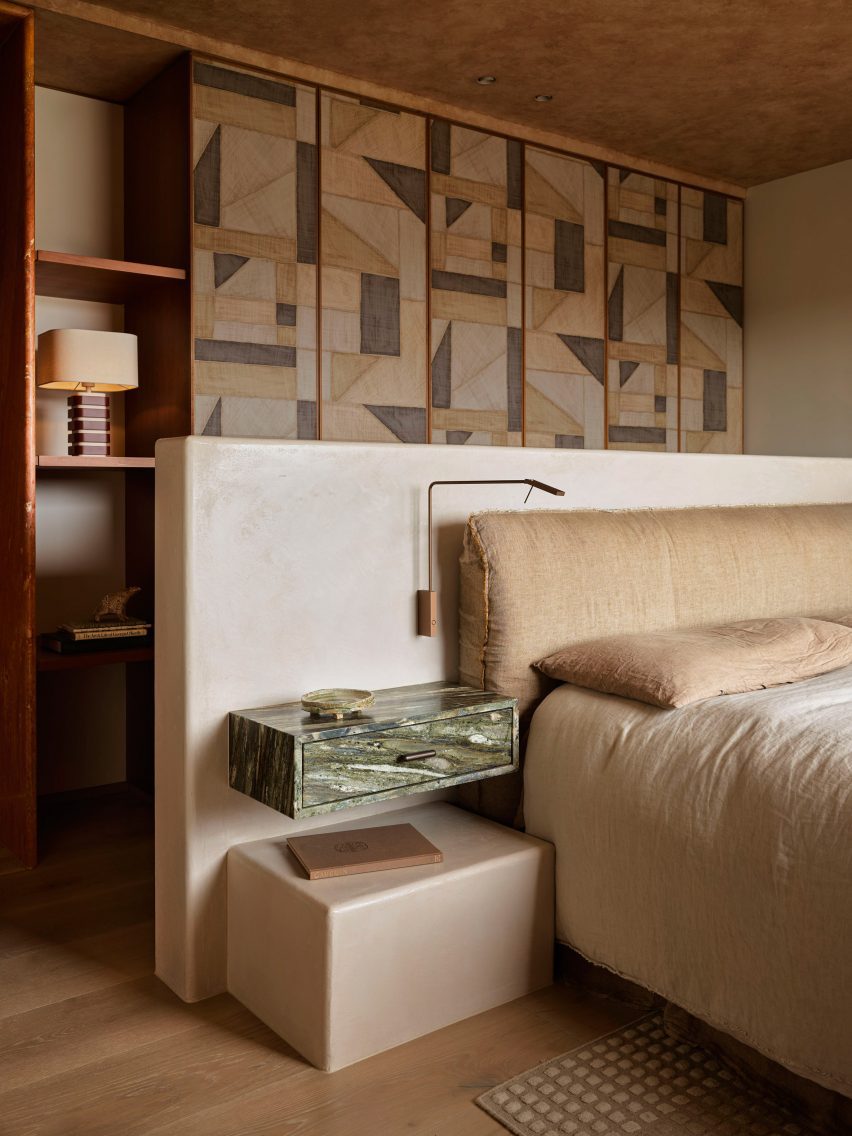 Bedroom interior of Black Diamond house by YSG