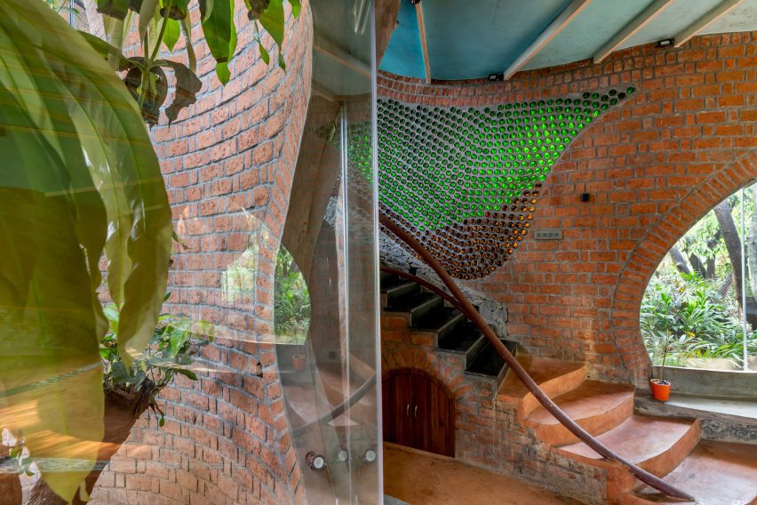 Blurring Boundaries designs brick home nestled in Indian forest
