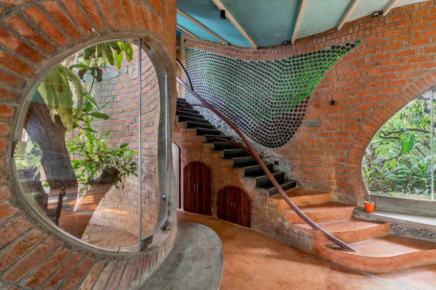 Blurring Boundaries designs brick home nestled in Indian forest
