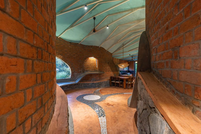 Blurring Boundaries designs brick home nestled in Indian forest