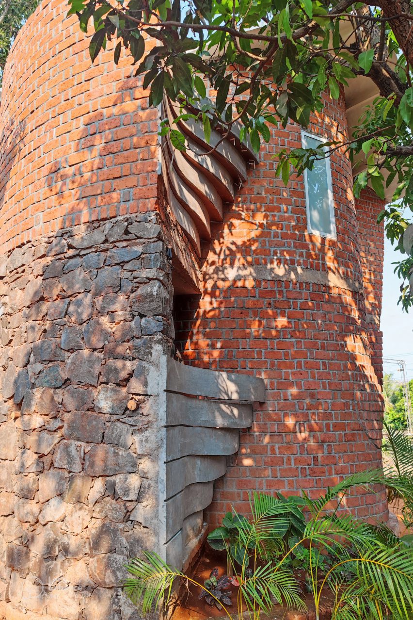 Blurring Boundaries designs brick home nestled in Indian forest