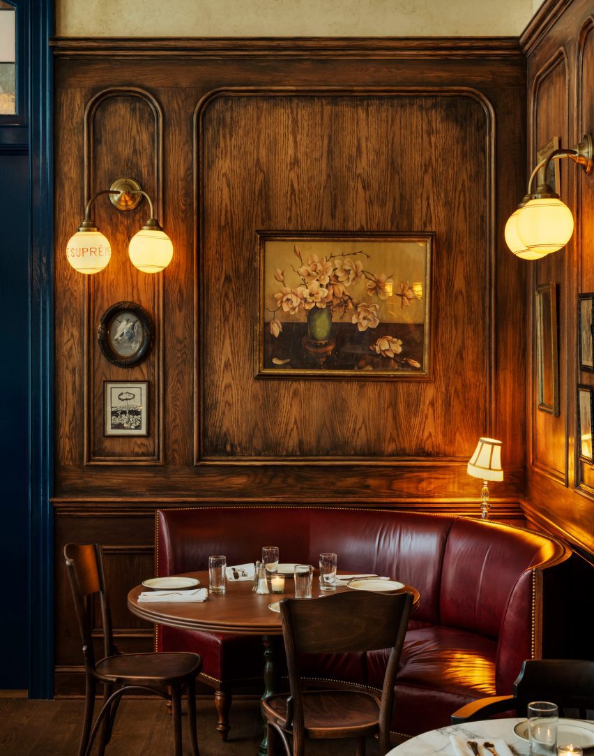 Book hotel restoration