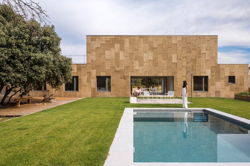 Casa Eñe by Estudio Albar in Spain