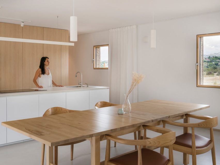 Casa Eñe by Estudio Albar in Spain