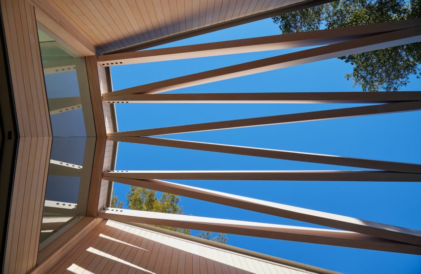 wooden trellis structure