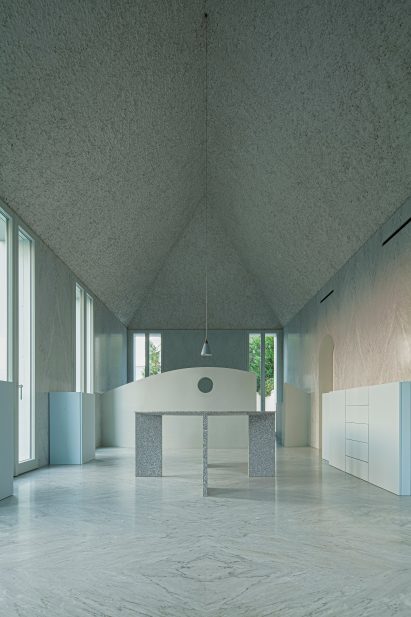 Living room in Elogio del Grigio house by Antonino Cardillo