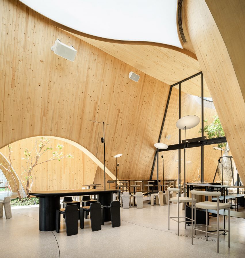 Harudot cafe by IDIN Architects