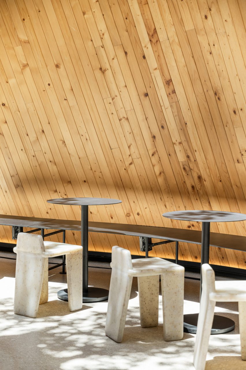 Harudot cafe by IDIN Architects