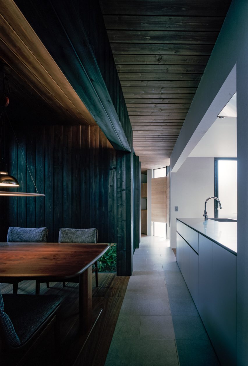 House in Fujiidera by Fujiwaramuro Architects