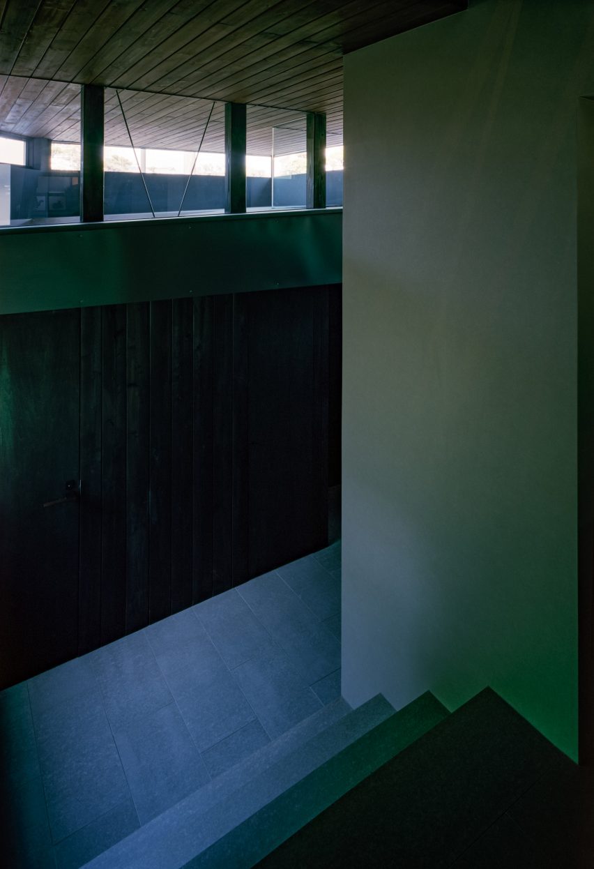 House in Fujiidera by Fujiwaramuro Architects