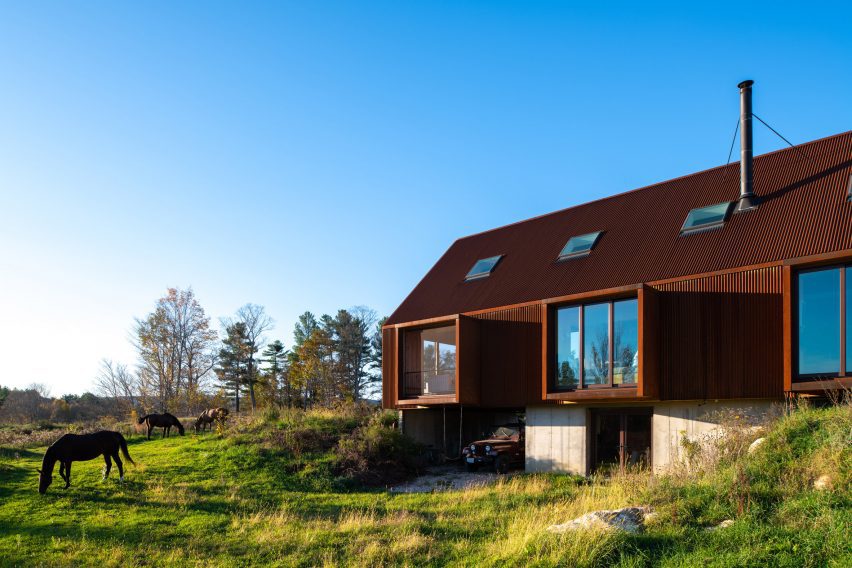 Berkshires Farmhouse Massachusetts by Kinneymorrow