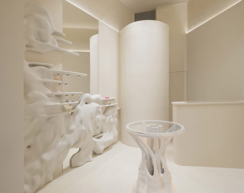 Interior of La Manso