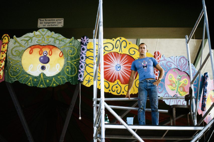 Kenny Schar standing on scaffold