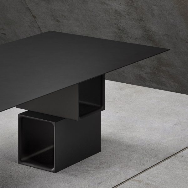 Stormo Studio designed the Manifesto table for Pulkra