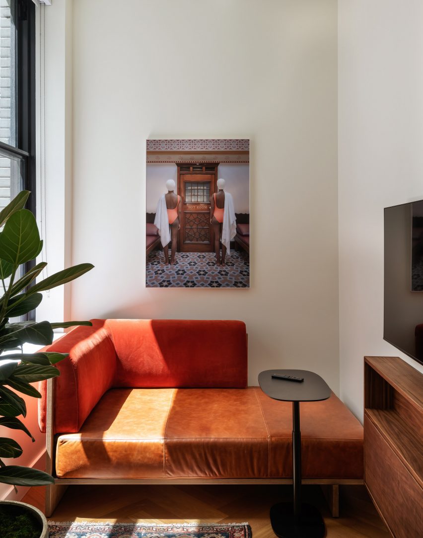Book hotel restoration