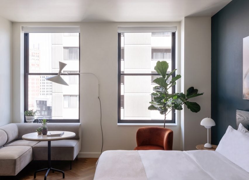 Book hotel restoration