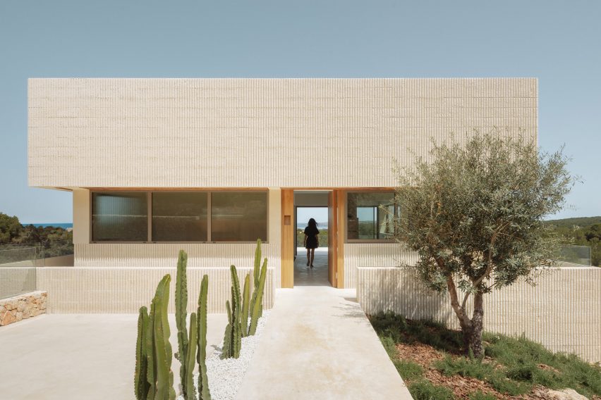Shift House by Nomo Studio