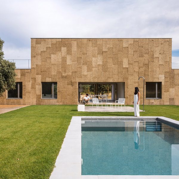 Casa Eñe by Estudio Albar in Spain