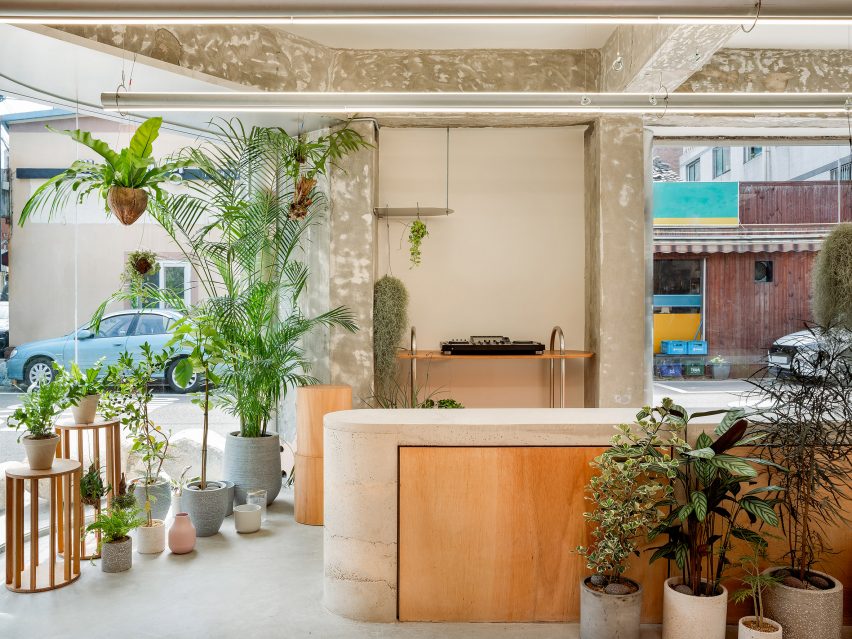 Sukchulmok renovate bakery and cafe in Seoul