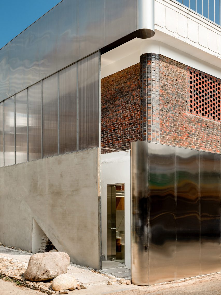 Sukchulmok renovate bakery and cafe in Seoul