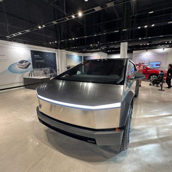 Tesla cybertruck