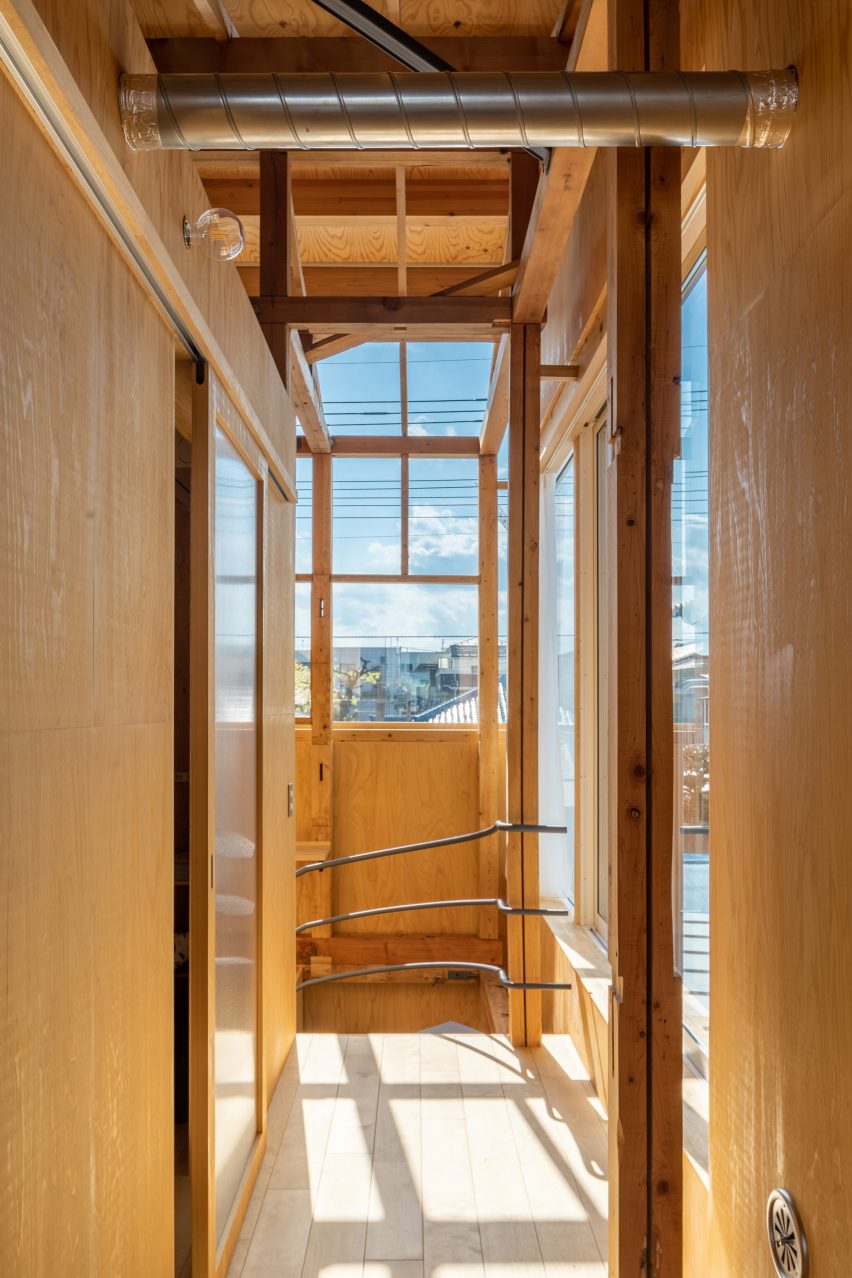 Father & Son House by Unemori Architects
