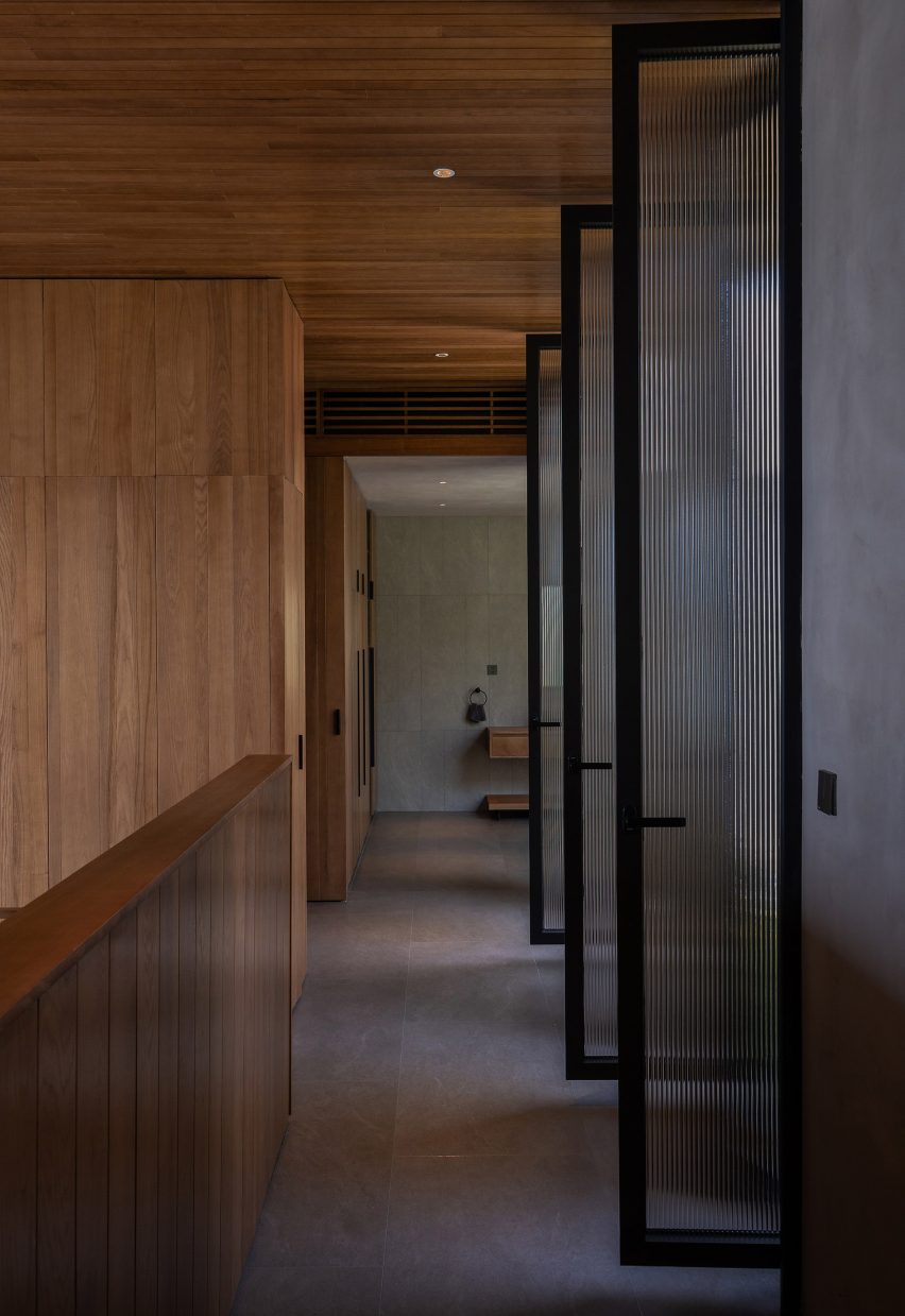 SuoiHai Villa in rural Vietnam by APDI Architects